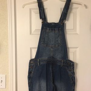 Forever 21 overalls!